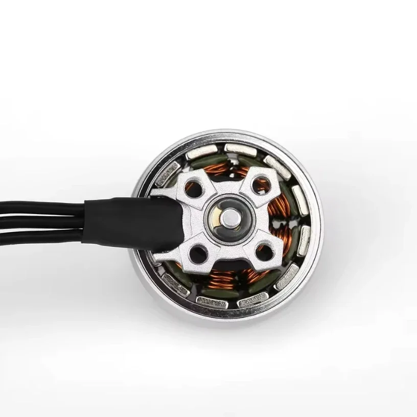 FlyFishRC Flash 1404 4500KV Br - đánh giá và giá Drone Battery 4S